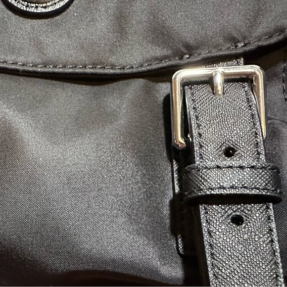 Tory Burch Virginia Recycled Nylon Small Messenger Crossbody ~NWT~ Black - Picture 8 of 14